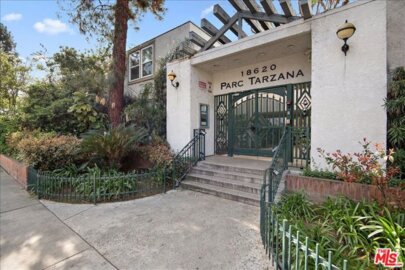 18620 Hatteras Street #180 Photo