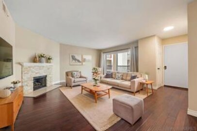 Gorgeous Newly Listed Park Terrace Condominium Located at 3633 Indiana Street #19