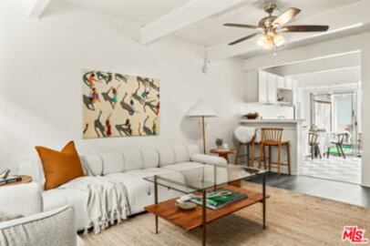 Outstanding Grandview Townhomes Condominium Located at 4040 Grand View Boulevard #41 was Just Sold