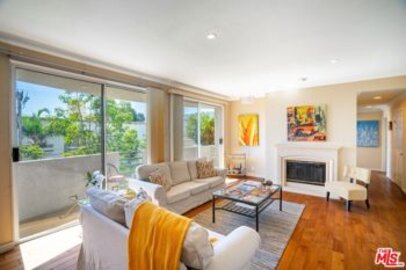 Amazing Newly Listed Rochester Hill Condominium Located at 11535 Rochester Avenue #202
