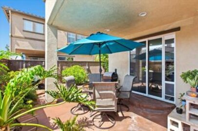 Fabulous Newly Listed Brisbane Condominium Located at 638 Sumner Way #5