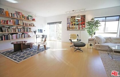 5232 Satsuma Avenue #202 Photo