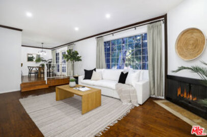 Gorgeous Westside Townhomes Condominium Located at 1828 Barry Avenue #2 was Just Sold