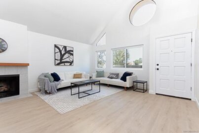 359 N Melrose Drive H Photo