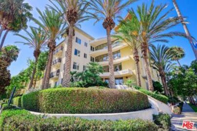 Elegant Crescent Walk Condominium Located at 13200 Pacific Promenade #435 was Just Sold