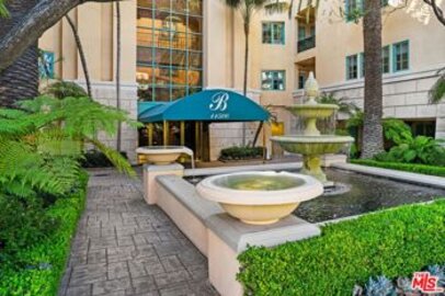 Impressive The Brentwood Condominium Located at 11500 San Vicente Boulevard #222 was Just Sold
