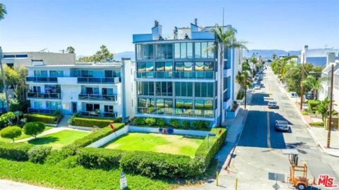 5515 Pacific Avenue #3 Photo
