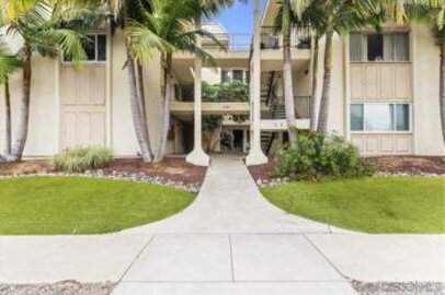 Delightful Camelot Bay Condominium Located at 1740 Roosevelt Avenue #F was Just Sold