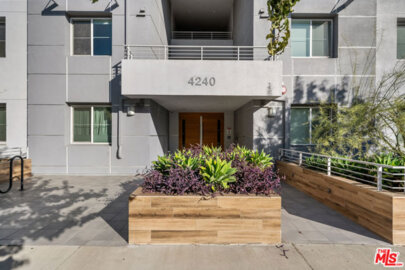 4240 Laurel Canyon Boulevard #401 Photo