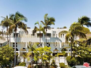 1421 Cabrillo Avenue #4 Photo