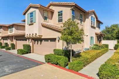 Beautiful Candera Townhouse Located at 298 Candera Lane was Just Sold