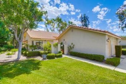 Terrific Oaks North Villas Condominium Located at 17827 Avenida Alozdra was Just Sold