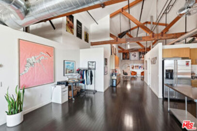 Spectacular Newly Listed Barker Block Lofts Condominium Located at 530 S Hewitt Street #533