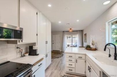 Spectacular Fletcher Valley Villas Condominium Located at 8039 Calle Fanita was Just Sold
