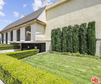 13211 Vanowen Street #9 Photo