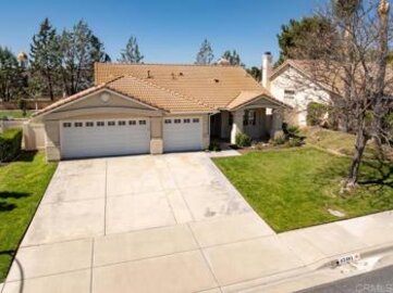 Outstanding Vintage Hills Single Family Residence Located at 42401 Corte Villosa was Just Sold