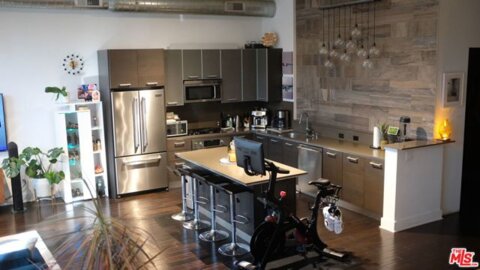 13320 Beach Avenue #102 Photo