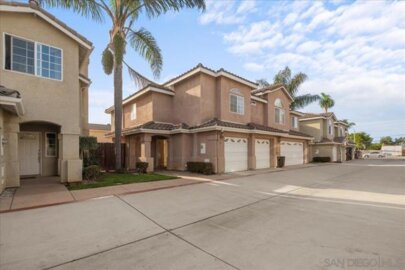 345 Moss Street #7 Photo