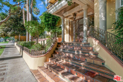1050 N Edinburgh Avenue #103 Photo