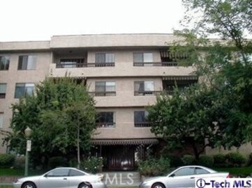 Gorgeous Glendalia Park Condominium Located at 316 N Maryland #303 was Just Sold