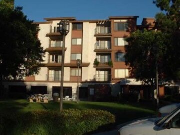 Impressive Sunrise Point Condominium Located at 5990 Dandridge Lane #166 was Just Sold