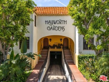 1345 N Hayworth Avenue #5 Photo