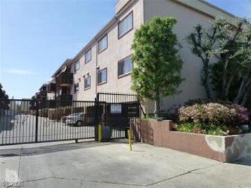 Impressive Newcastle Manor Condominium Located at 5403 Newcastle Avenue #53 was Just Sold