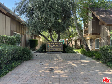 20111 Leadwell Street #3 Photo