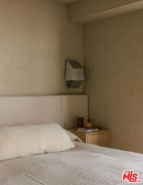 Elegant Doheny West Towers Condominium Located at 999 N Doheny Drive #907 was Just Sold