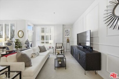 13044 Pacific #207 Photo