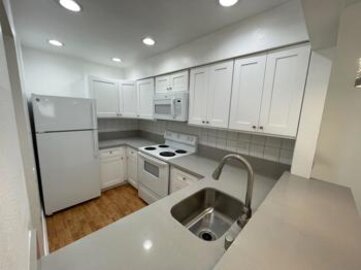 Fabulous Park Villas South Condominium Located at 8043 Caminito De Pizza #G was Just Sold