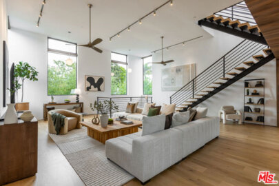 520 Broadway Street Photo