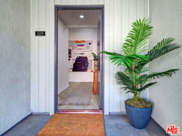 Phenomenal Greencourt West Condominium Located at 1887 Greenfield Avenue #309 was Just Sold