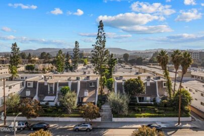 18360 Collins Street #L Photo