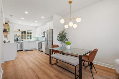 4373 Pacifica Way #9 Photo