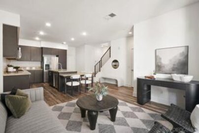 Spectacular Frame and Focus Townhouse Located at 2472 Aperture Circle was Just Sold