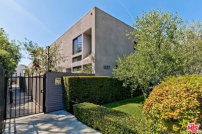 Amazing 1327 Havenhurst Townhomes Condominium Located at 1327 Havenhurst Drive #10 was Just Sold