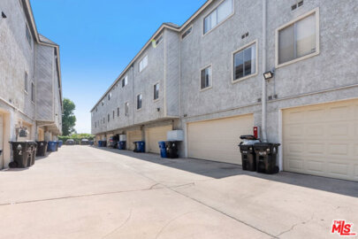8936 Willis Avenue #11 Photo