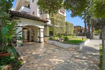 156 S Oak Knoll Avenue #210 Photo