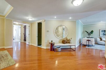 4752 Park Encino Lane #212 Photo
