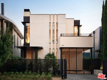 8900 Rosewood Avenue Photo