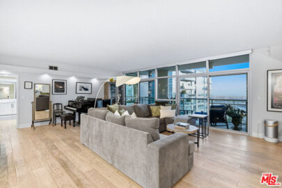 13700 Marina Pointe Drive #1711 Photo