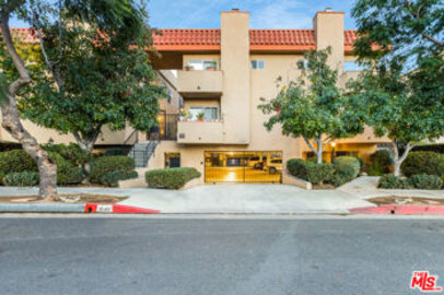 Gorgeous 1040 N Gardner Townhouse Located at 1040 N Gardner Street #9 was Just Sold