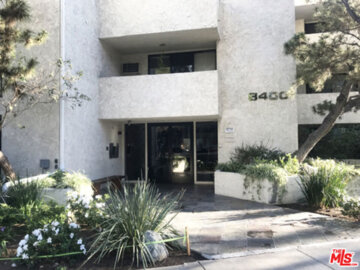 8400 De Longpre Avenue #104 Photo