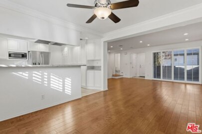 18550 Hatteras Street #45 Photo