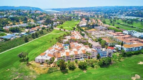 2625 Pirineos #219 Photo