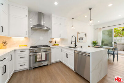 6453 Zuma View Place #123 Photo