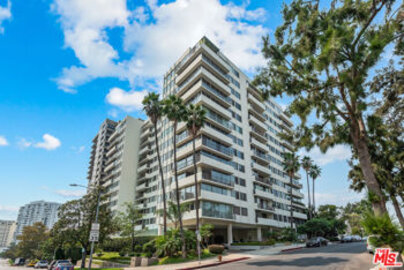 Lovely Newly Listed Wilshire Holmby Condominium Located at 10433 Wilshire Boulevard #606