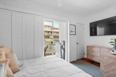 Lovely Newly Listed Yacht Club Condos Condominium Located at 1021 Scott Street #122