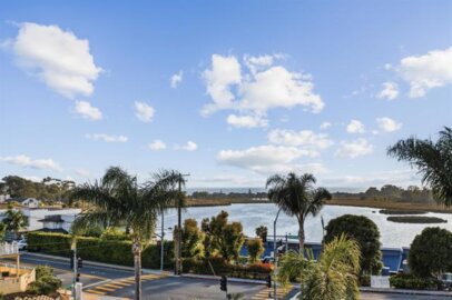 1128 Las Flores Photo